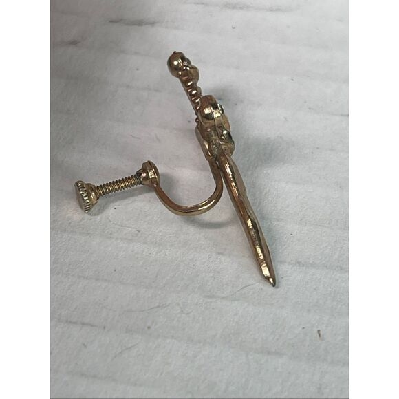 Vintage fierce screwback dagger style punk earrings. - Picture 5 of 9